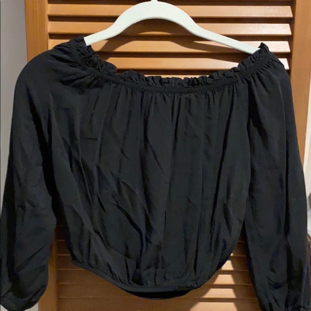 Brandy Melville Off the Shoulder top
